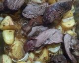 Foto del paso 5 de la receta: Colita de Cuadril al Horno con Papas al Vino