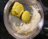 લીલા લસણ વાળો રોટલો (Green Garlic Rotlo Recipe In Gujarati) રેસીપી સ્ટેપ2ફોટો