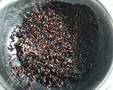 Foto langkah ke 1 dari resep Bubur ketan hitam.