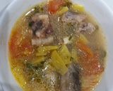 Hình bước làm 6 của món Canh chua đầu cá bớp