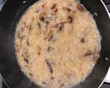 Foto del passaggio 6 della ricetta Risotto con Champignon e speck🍄‍🟫🥓🍛