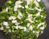 Foto del paso 2 de la receta: Salchichas con salsa de vino