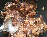 खजूर ड्रायफ्रूटस लाडू रेसिपी (khajur dry fruits ladoo recipe in marathi) रेसिपी स्टेप 7 फोटो