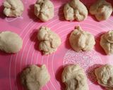 Foto langkah ke 2 dari resep Donat Bunga.