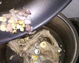 Foto langkah ke 3 dari resep Sop Tulang Ayam Simple.