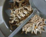 Foto langkah ke 4 dari resep Tumis bunga pepaya teri.