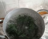 Foto del passaggio 2 della ricetta Risotto al cavolo nero dalle tre consistenze