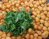 A picture of step 3 of White Chana chaat.