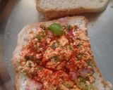 A picture of step 4 of Paneer Peri peri sandwich.