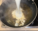 Foto del paso 5 de la receta: Dorada a la pimienta verde