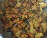 A picture of step 3 of Mix Vegetable dry sabzi.