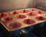 Foto langkah ke 6 dari resep Treasure box cupcake.
