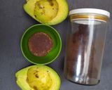 Foto langkah ke 1 dari resep Brown Sugar Coffee with Avocado.