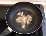 A picture of step 3 of Oyster Omelet.