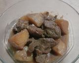 Foto langkah ke 4 dari resep Semur Daging Sapi dan Kentang.