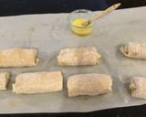 A picture of step 4 of Ham and cheese spicy egg rolls.
