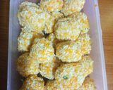 Foto langkah ke 5 dari resep Bola bola ayam mozarella.
