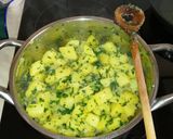 Szezámmagos csirkemellcsíkok hagymás- petrezselymes burgonyával recept fázis 3 fotója