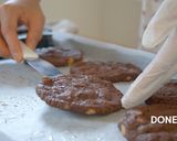 A picture of step 10 of Macadamia Nut Chocolate Cookies.