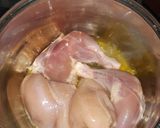 Foto del paso 2 de la receta: Pollo al vino blanco
