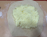 Foto del paso 4 de la receta: Empanada de patata y queso, versión saludable 😋😋