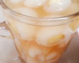 Hình bước làm 3 của món Chè hạt sen nhãn nhục