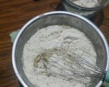 Foto langkah ke 5 dari resep Bolu Pisang Ambon 2 Telur.