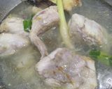 Foto langkah ke 4 dari resep Soup Ikan Tenggiri.