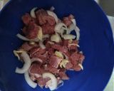 Foto del paso 3 de la receta: Estofado de cerdo a la JuanK con arroz de fideos
