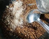 A picture of step 6 of Horse Gram Ladoo.