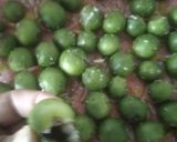 A picture of step 1 of Gunda-keri Nu Athanu.