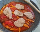 Foto del paso 4 de la receta: Solomillo de cerdo con pimientos y setas shiitake