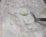 A picture of step 3 of Sago sama stuffed roll.