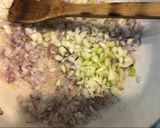 Foto del paso 2 de la receta: Sopa de carne con verduras y mariposas