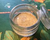 Une image de l'étape 5 de Sauce salade à la moutarde à l'ancienne, herbes, melfor et huile de noix.