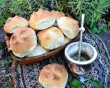 Foto del paso 5 de la receta: Pancitos de campo con chicharrón🍞