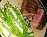 Foto del paso 7 de la receta: Corte Rib eye y espárragos con papa de guarnición