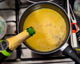 Foto del paso 2 de la receta: Pierna de cerdo a la naranja con aderezo de champiñón con piña