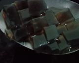 Foto langkah ke 2 dari resep Es Secauh (Selasih, Cincau Hitam).