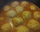 Foto del paso 5 de la receta: Albóndigas de cerdo rellenas en salsa de chipotle🌺