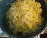 Foto del paso 1 de la receta: Corbatitas a la trilogía con salsa bechamel