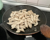 Foto del paso 4 de la receta: Curry thai rojo con pollo y verduras