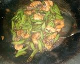 Foto langkah ke 1 dari resep Tumis buncis udang.
