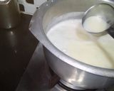 A picture of step 3 of Custard sharbat.