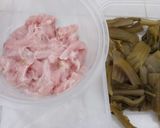 Foto langkah ke 1 dari resep Tumis Pare Sayur Asin.