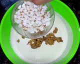 A picture of step 1 of Ground Rice Cake.