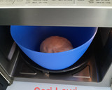 Foto del paso 2 de la receta: Pan en Horno microondas (4 ingredientes)