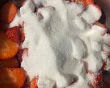 Foto del paso 2 de la receta: Mermelada Casera “Fresa“ y “Piña con canela en rama“