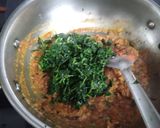 A picture of step 4 of Methi Panner Bhaji.