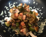 Foto del paso 4 de la receta: Macarrones con kumato, champiñones y jamón